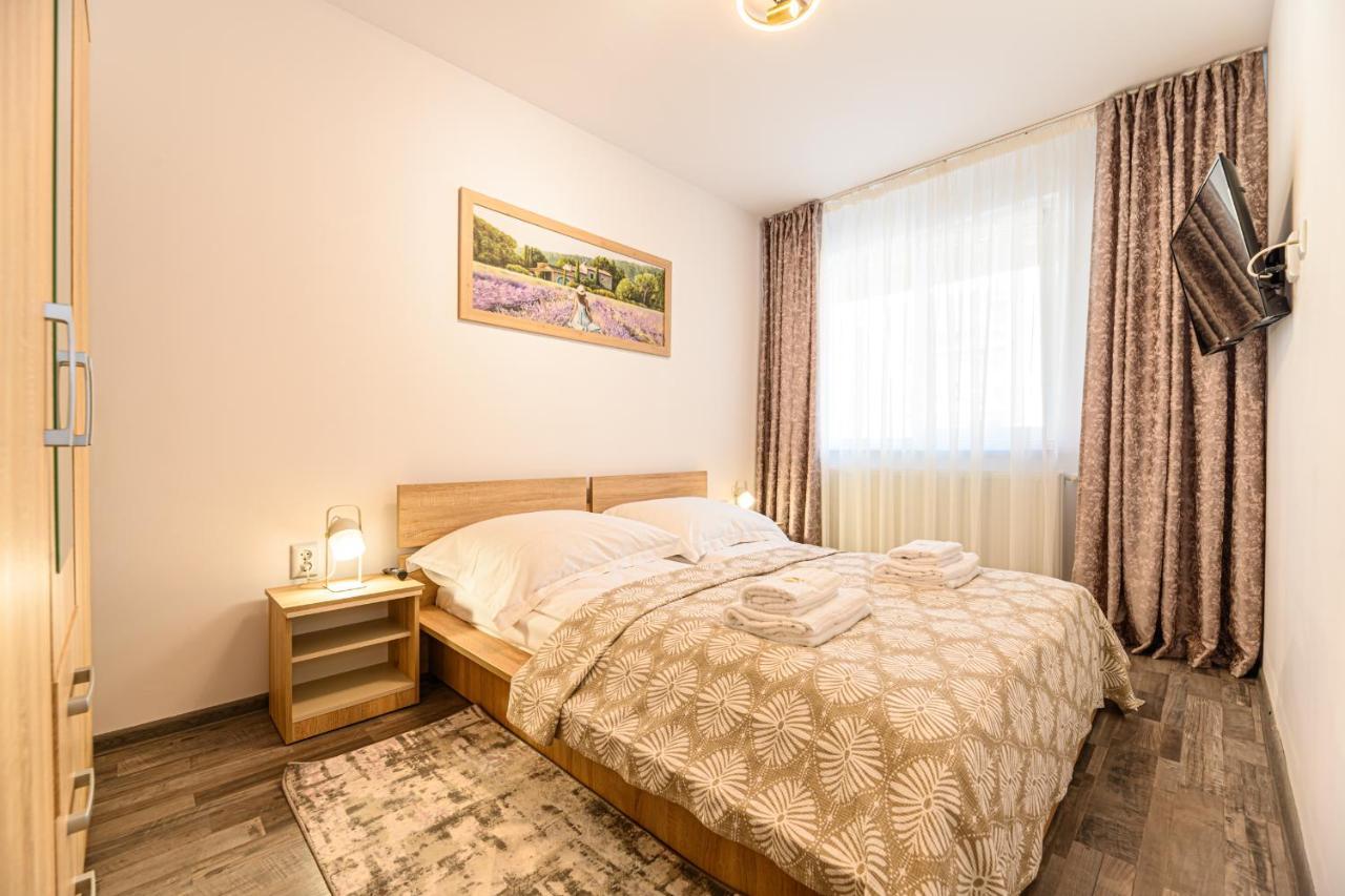 Sona Plus Brasov Bagian luar foto
